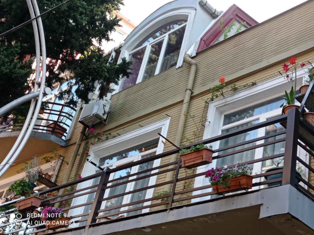 Guesthouse Melikishvili 57 บาทูมิ ภายนอก รูปภาพ