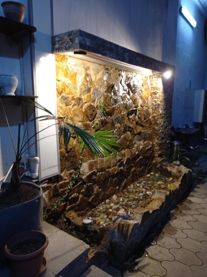 Guesthouse Melikishvili 57 บาทูมิ ภายนอก รูปภาพ