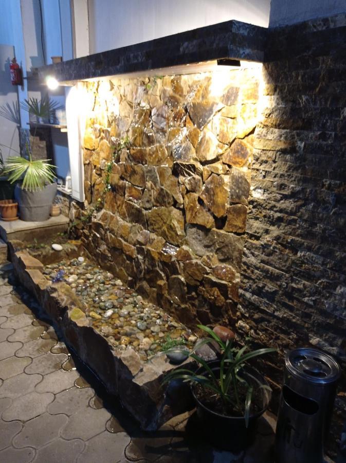 Guesthouse Melikishvili 57 บาทูมิ ภายนอก รูปภาพ