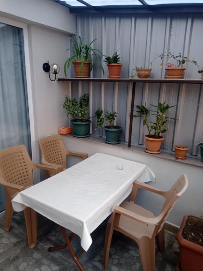Guesthouse Melikishvili 57 บาทูมิ ภายนอก รูปภาพ
