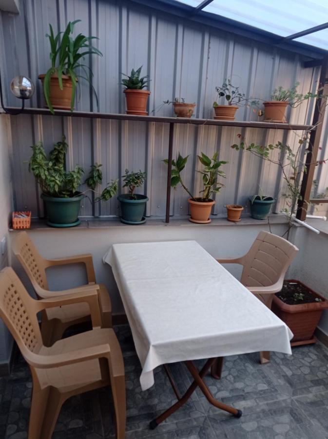 Guesthouse Melikishvili 57 บาทูมิ ภายนอก รูปภาพ