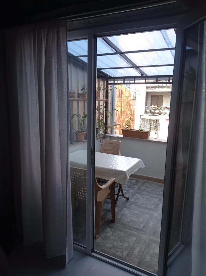 Guesthouse Melikishvili 57 บาทูมิ ภายนอก รูปภาพ