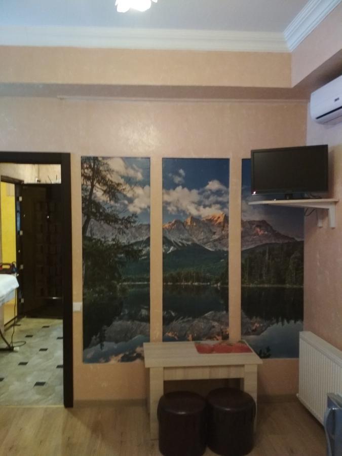 Guesthouse Melikishvili 57 บาทูมิ ภายนอก รูปภาพ