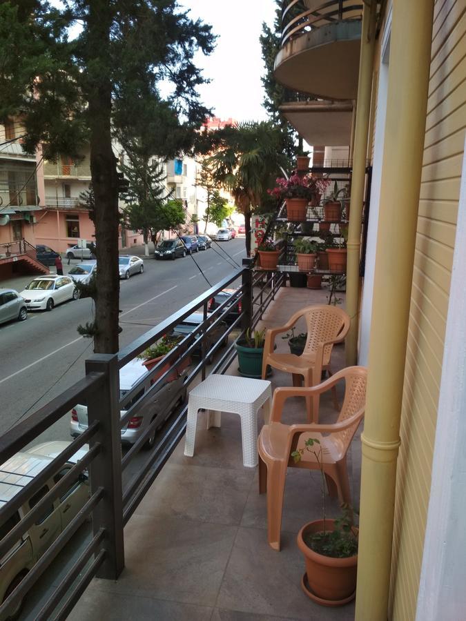 Guesthouse Melikishvili 57 บาทูมิ ภายนอก รูปภาพ