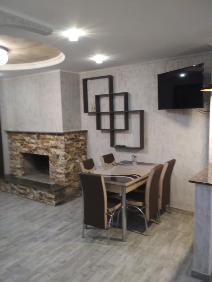 Guesthouse Melikishvili 57 บาทูมิ ภายนอก รูปภาพ