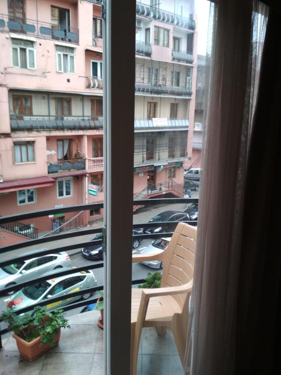 Guesthouse Melikishvili 57 บาทูมิ ภายนอก รูปภาพ